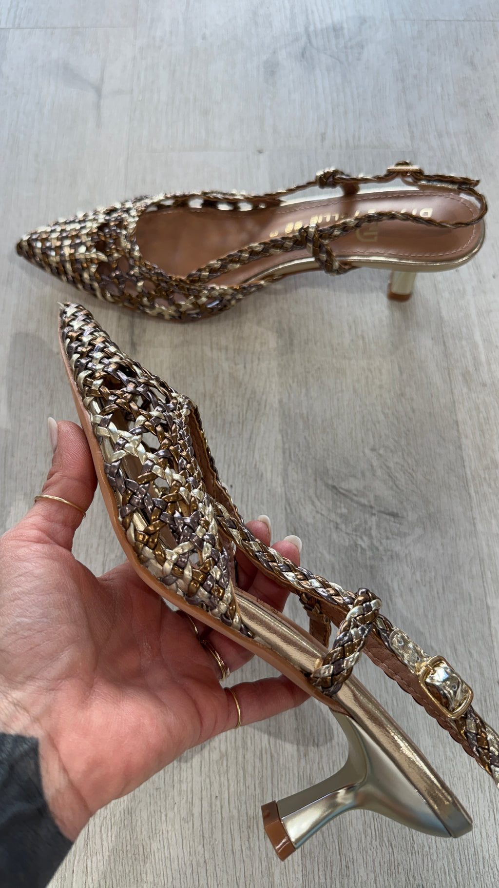 SLINGBACK DIVINE FOLLIE