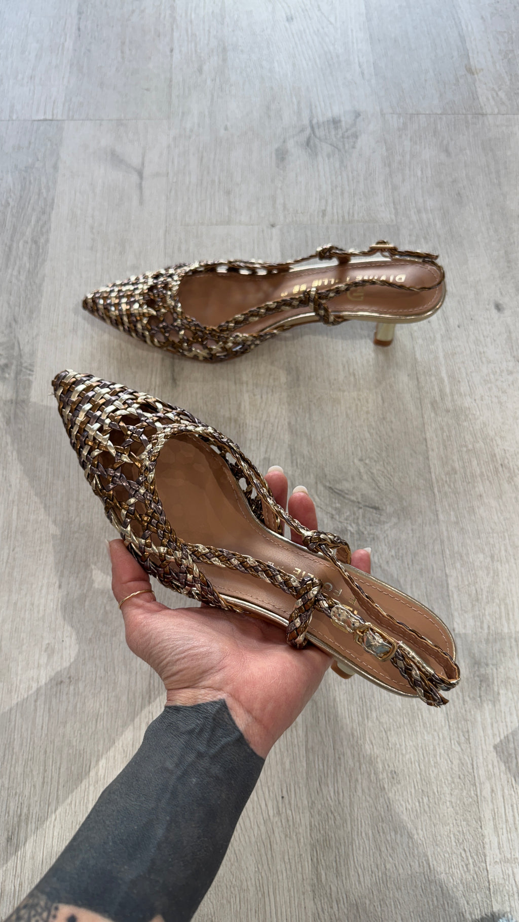 SLINGBACK DIVINE FOLLIE