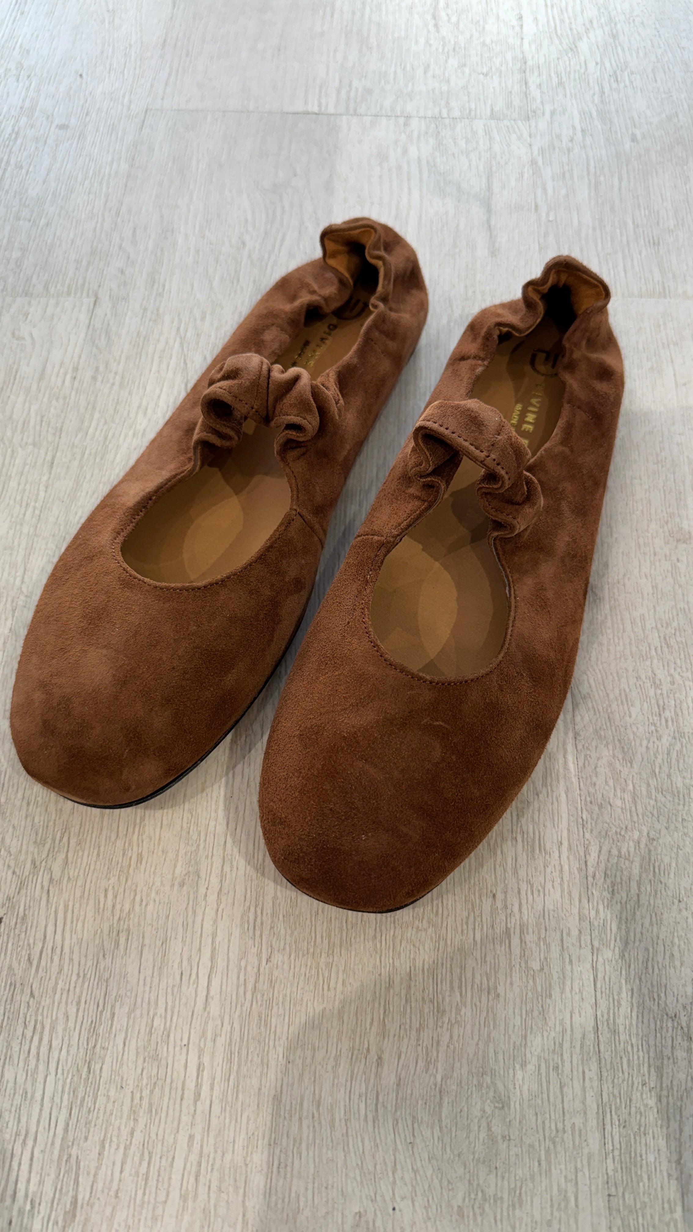 BALLERINE DIVINE FOLLIE