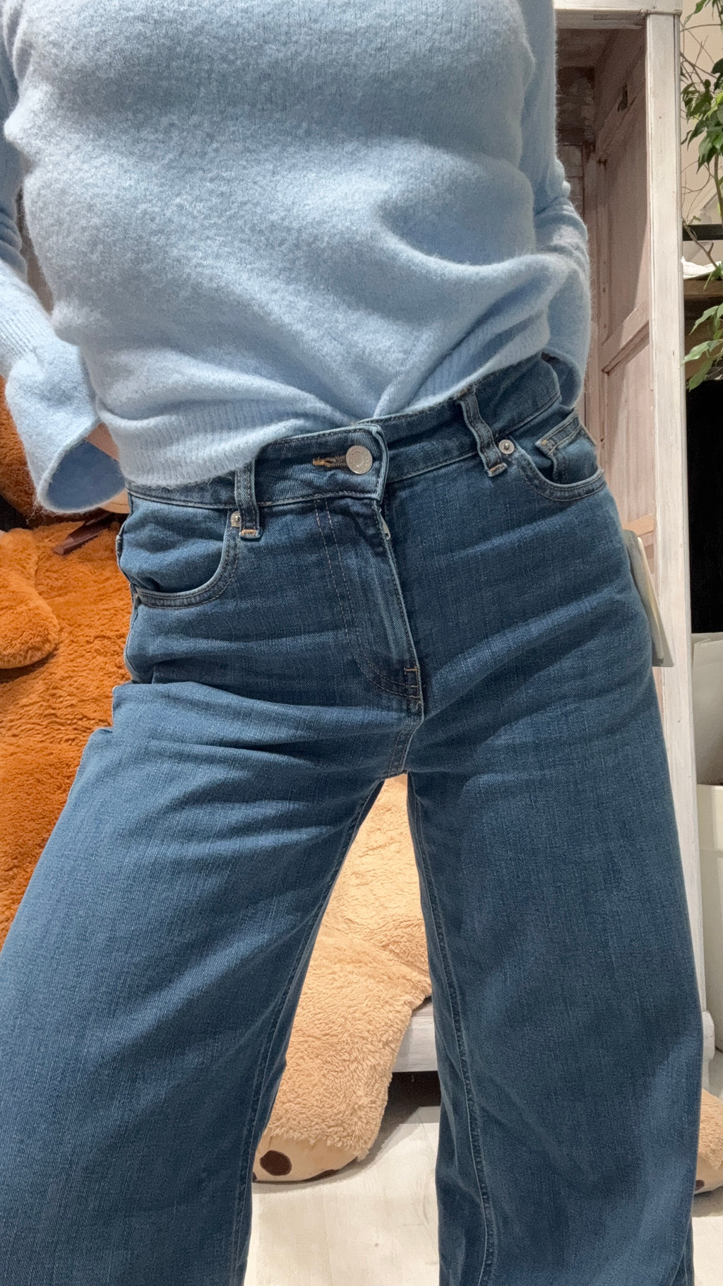 JEANS VICOLO MOD. NIVES